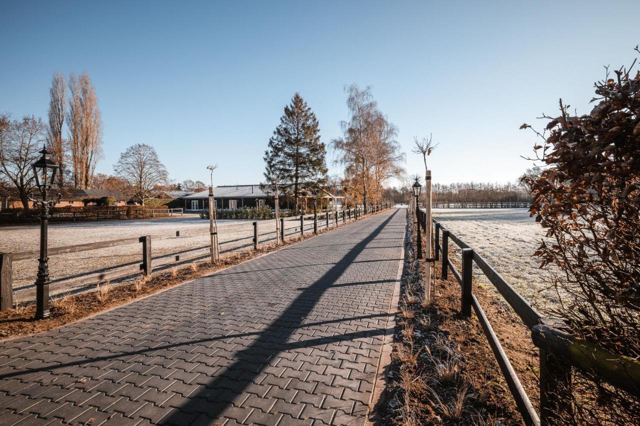Hof Van Halle Buitenkant foto